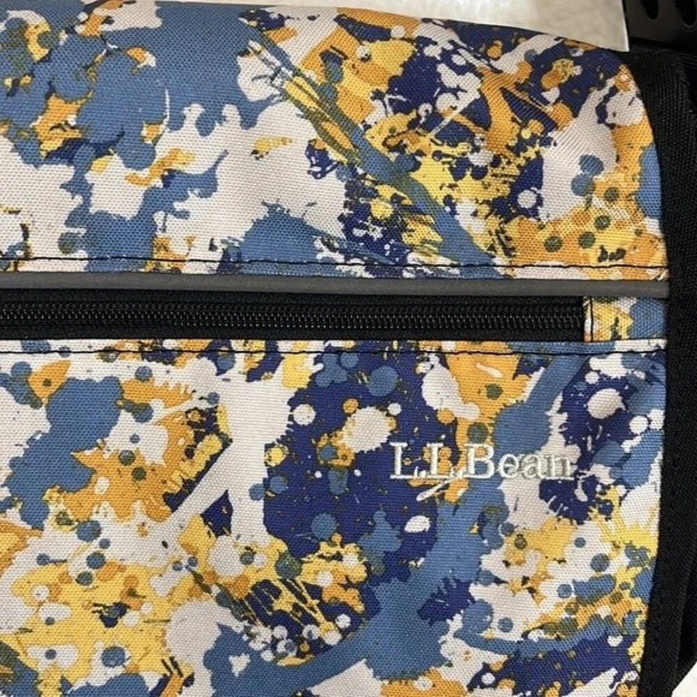 L.L. Bean Black Polyester Laptop Computer Messenger crossbody Bag paint splatter